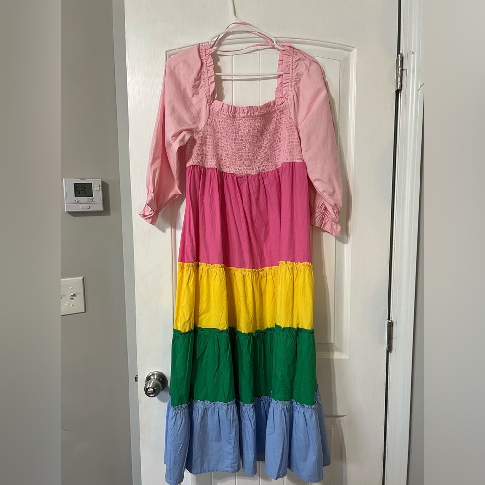 Crown and Ivy colorful puffy sleeve dress